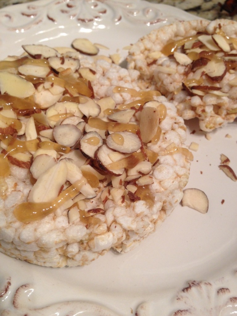 brown rice cake wsliced almonds